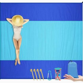 Waterproof Sandproof Beach Mat, 200 x 210 cm – image 1