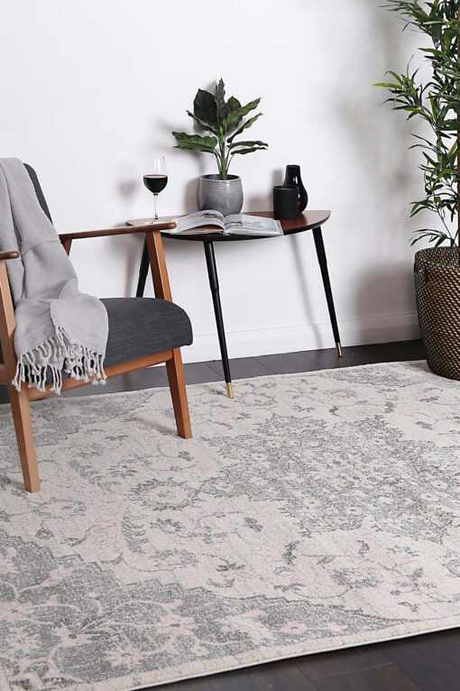 Brand Venture Delicate Madeleine Rug 300 x 400 cm – image 8