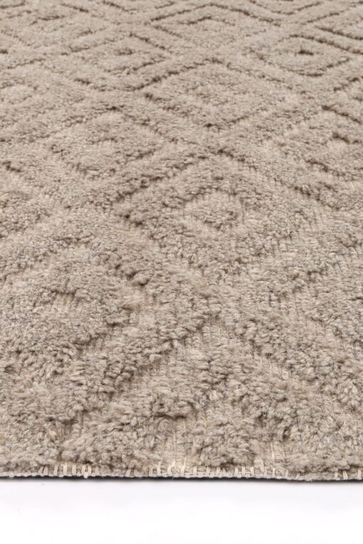 Brand Venture Goa D4 Wool Blend Rug 240 x 330 cm – image 3