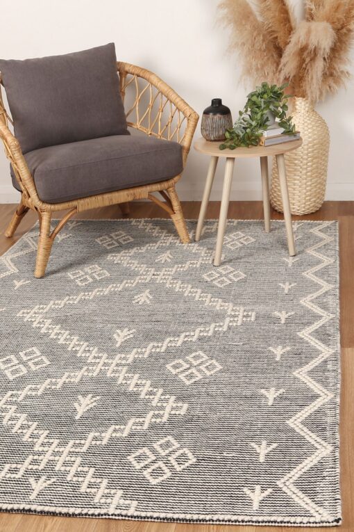 Brand Venture Goa D5 Cream Hand-Tufted Rug – image 2