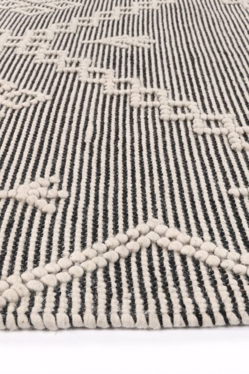 Brand Venture Goa D5 Cream Hand-Tufted Rug – image 3