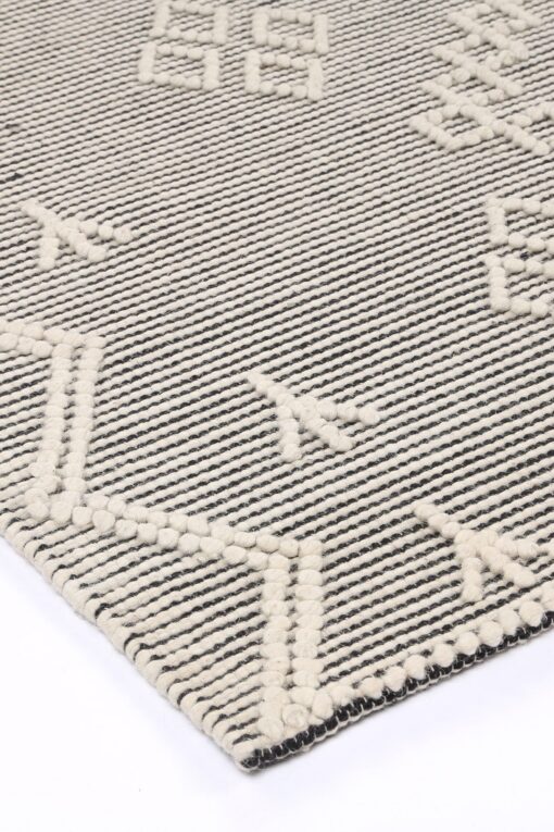 Brand Venture Goa D5 Cream Hand-Tufted Rug – image 6