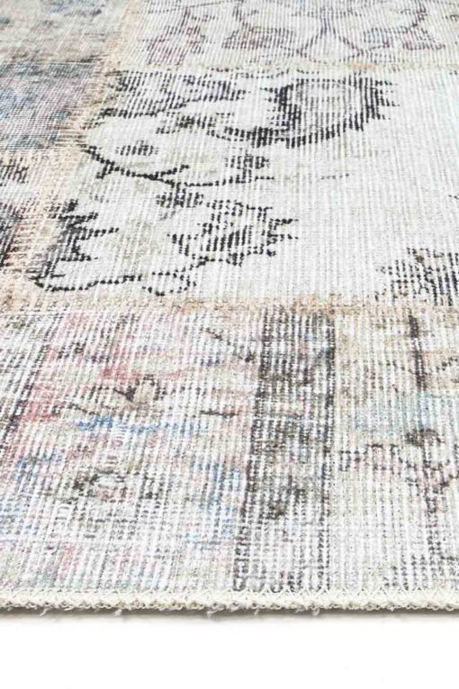 Brand Venture Vintage Crown Rug 280 x 380 Thin Pile – image 4