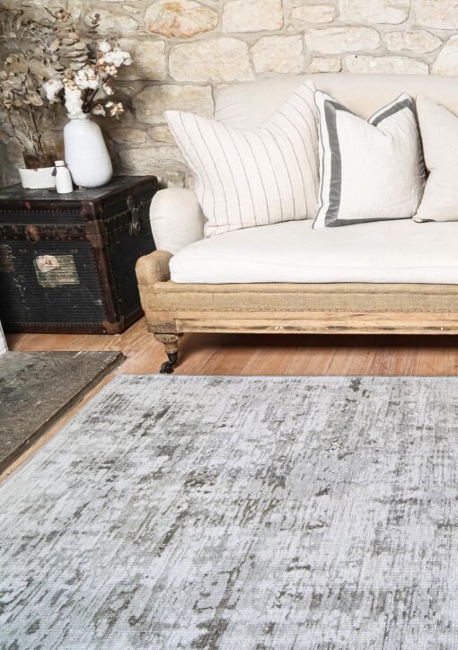 Brand Venture Vintage Rug 280 x 380 cm Thin Pile – image 2