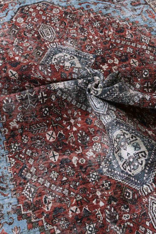 Brand Venture Vintage Crown Floor Rug Thin Pile – image 3