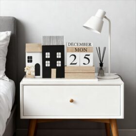 Elosung Wooden Perpetual Calendar, Vintage House – image 1