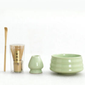 Elosung Green Matcha Set with 100 Tine Whisk – image 1