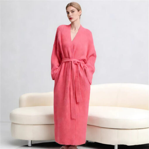 V888-ELOSUNG49240-202603311550-00.jpg Elosung Rose Red Extra-Thick Plush V-Neck Robe – image 1