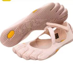 Elosung Pink Five-Finger Yoga Shoes, High-Grip – image 1