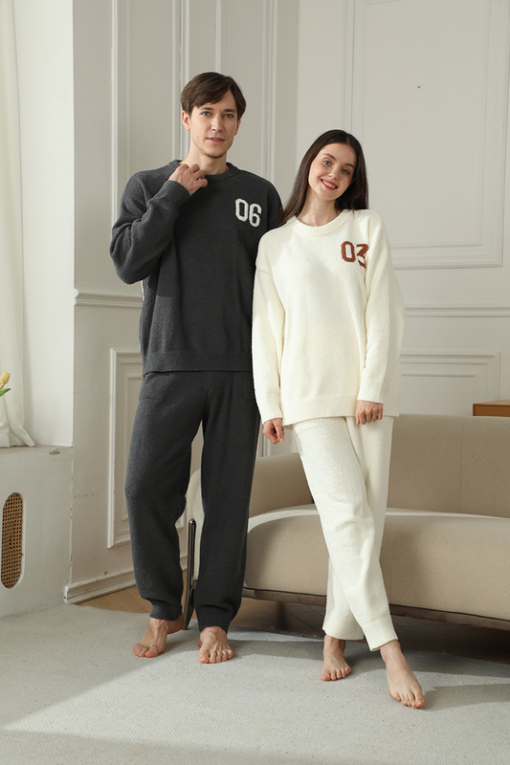 Elosung Women's Fleece Pyjama Set with Knitted Number – image 3