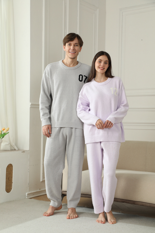 Elosung Women's Fleece Pyjamas with Knitted Number Motif – image 3