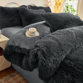Elosung 4 Piece Faux Mink Bedding Set – image 1