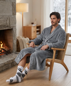 Elosung Men's Winter Robe and Socks Bundle - Image 3