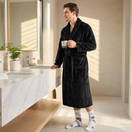 Elosung Men's Flannel Robe Set with 2 Pairs Socks – image 2
